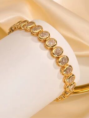 Celestial Quartz Gold Link Bracelet